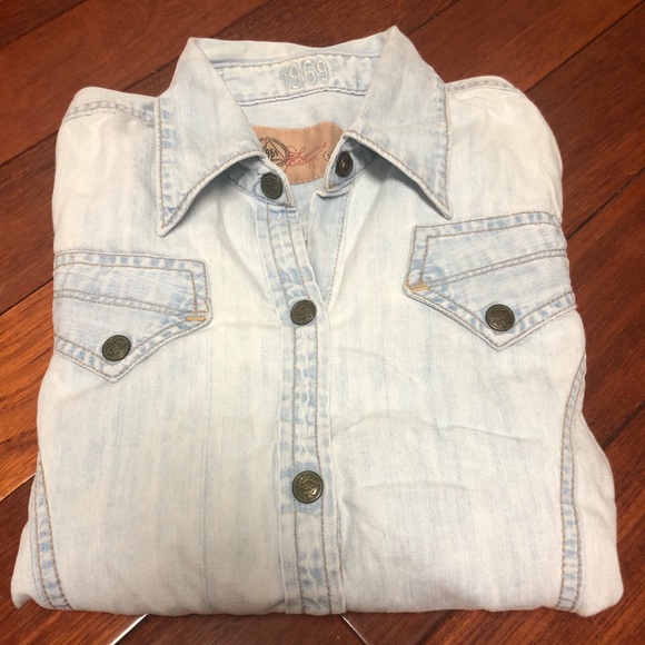 GAP Fitted Jean Shirt